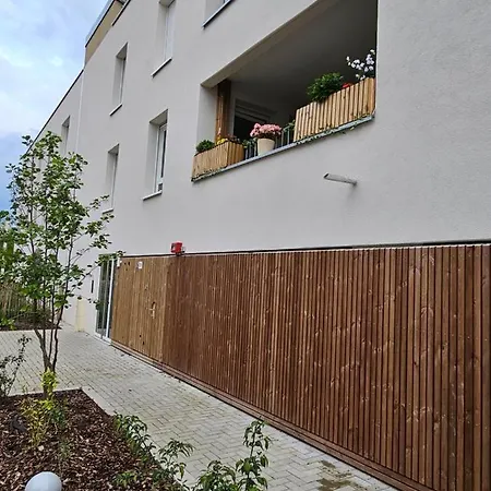 公寓 Superbe Dans Un Quartier Neuf Et Calme *